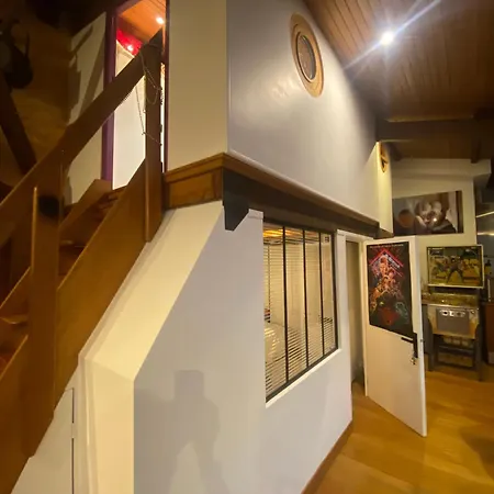 Loft Character With A View Of Court Appartement